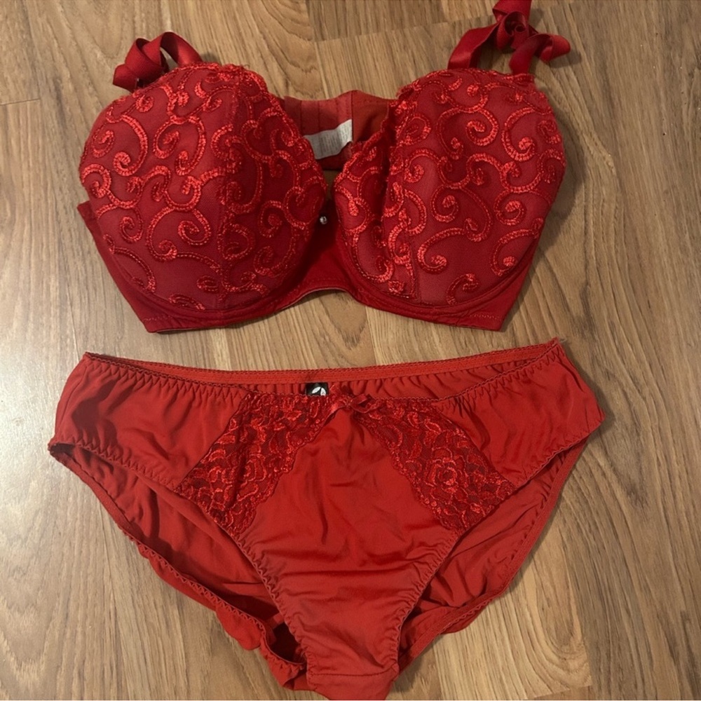 Underwire push up bra